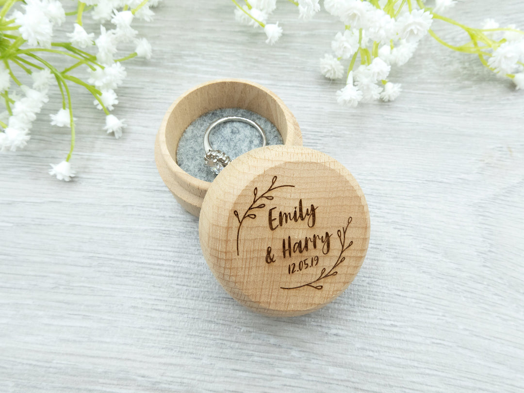Personalised Wreath Ring Box - Custom Wooden Trinket Box - Wedding Keepsake