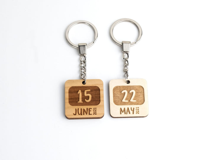 Special Date Personalised Keyring - Premium Valentines Day Gift, Anniversary Keepsake, Wedding Present, Couples Gift